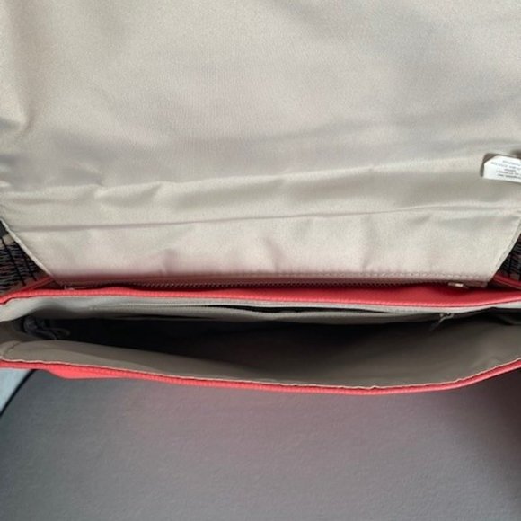 Thirty One Crossbody Purse - Picture 7 of 8